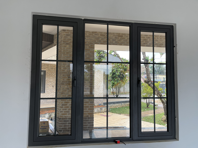 CỬA SỔ MỞ QUAY 3 CÁNH